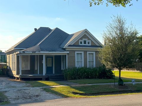 921 Arlington Street Houston TX 77008