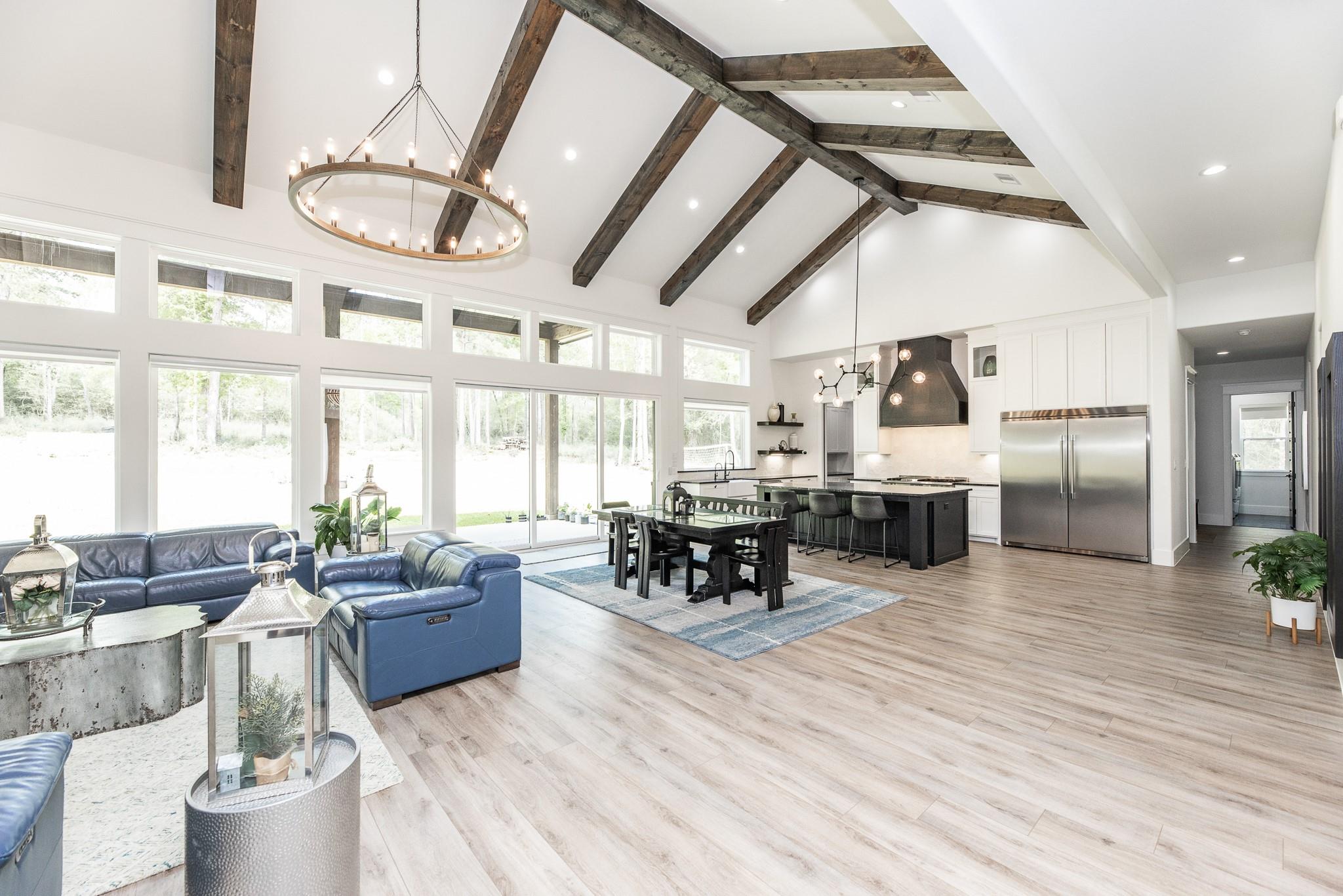 10433 Wagon Pass Trail