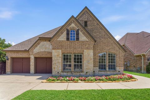 Homes For Sale - 14 Ramey Heights Court<br/> Montgomery County, The Woodlands, TX 77381