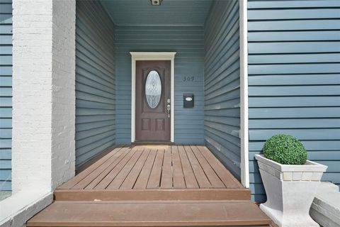 Tiny photo for 309 Pecore Street, Houston, TX 77009 (MLS # 92884000)