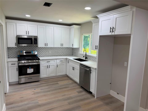 Tiny photo for 6825 Driftwood Street, Houston, TX 77021 (MLS # 14477228)