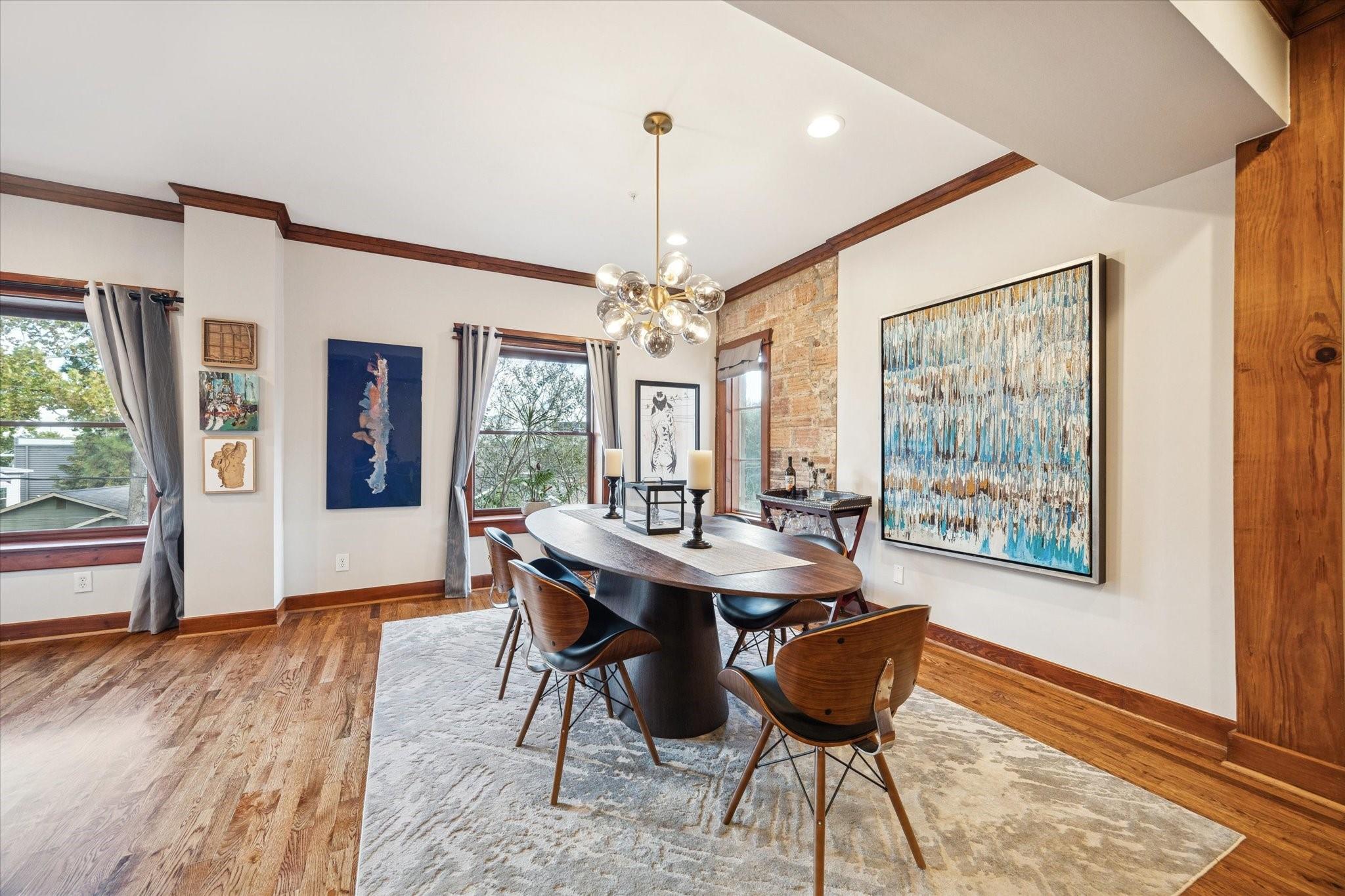 215 W Norma Street 301