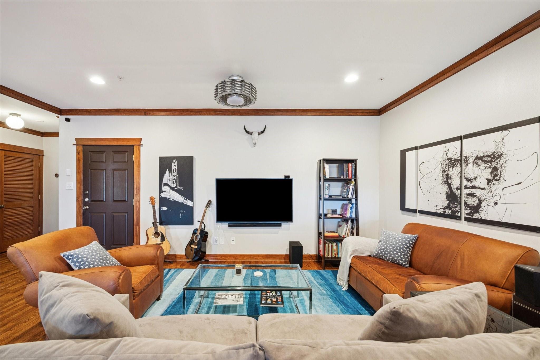 215 W Norma Street 301