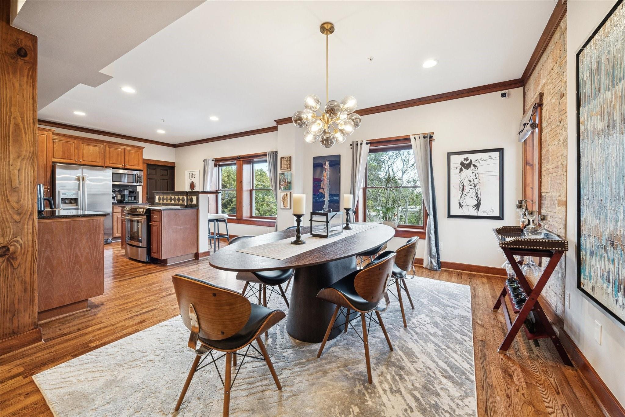 215 W Norma Street 301