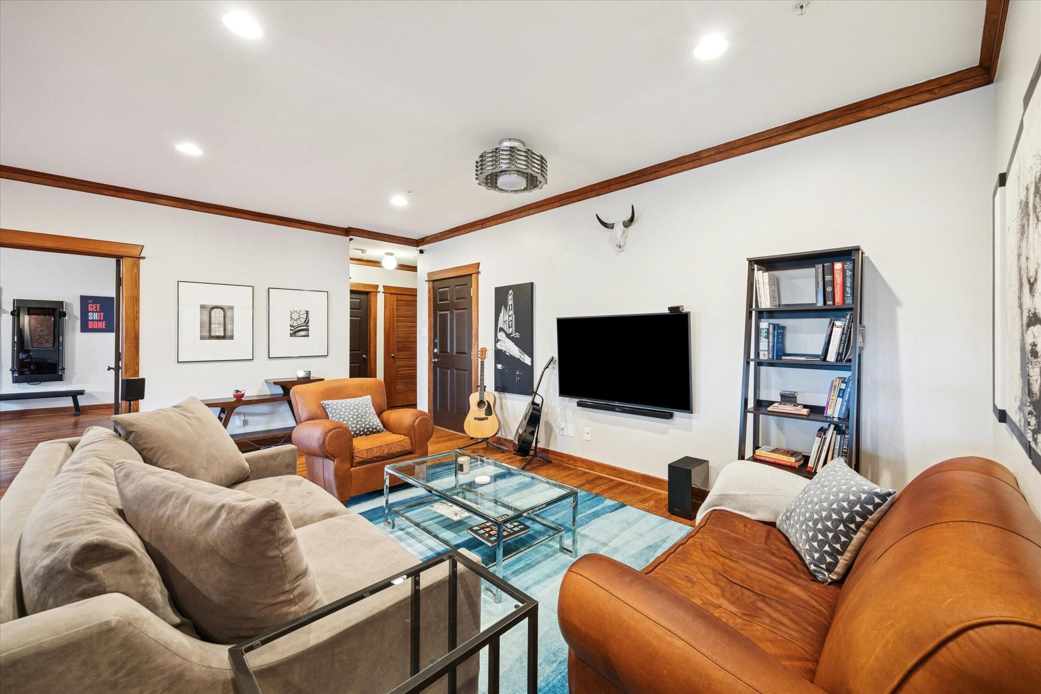 215 W Norma Street 301