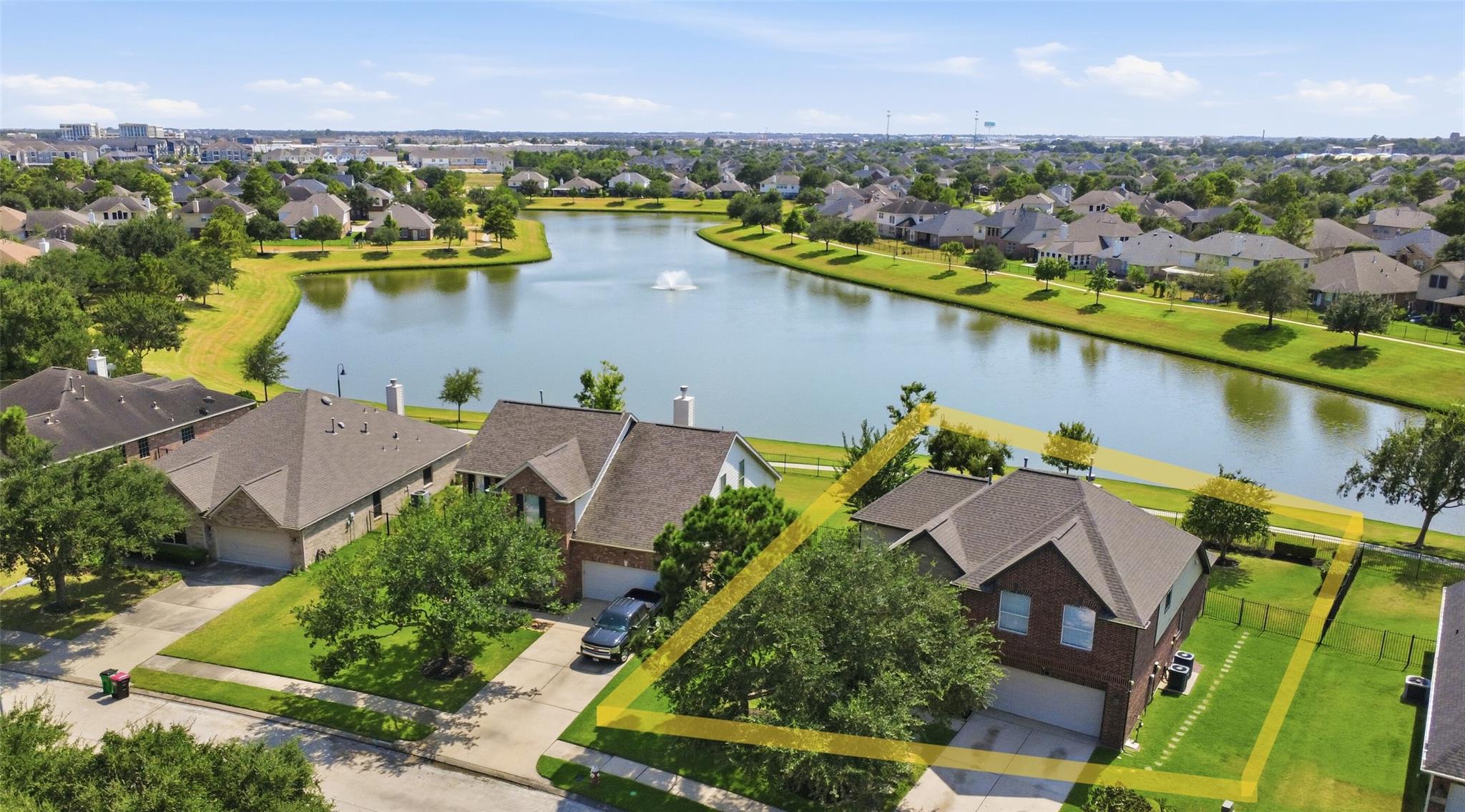 24415 Lake Path Circle