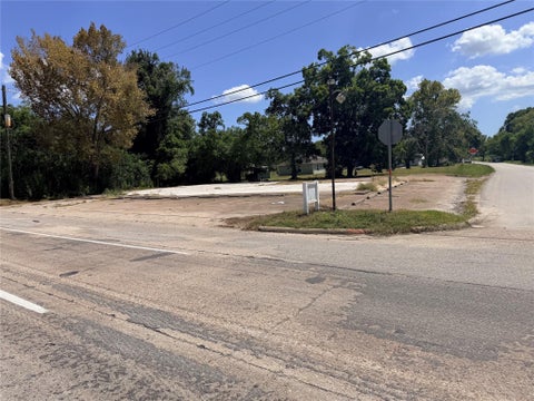 Photo of 612 Highway 90 East, Liberty, TX 77575 (MLS # 39478422)
