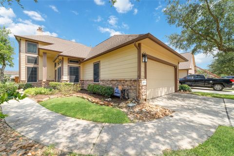 Photo of 8030 Loyel Pointe Drive, Houston, TX 77064 (MLS # 18166693)