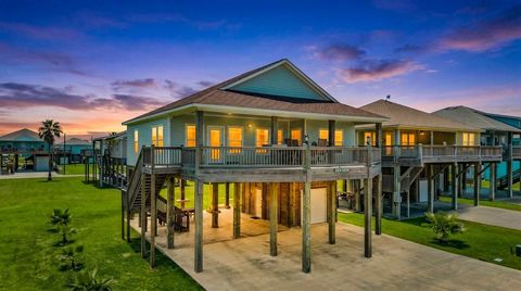 Photo of 853 Wommack Dr, Crystal Beach, TX 77650 (MLS # 69852684)