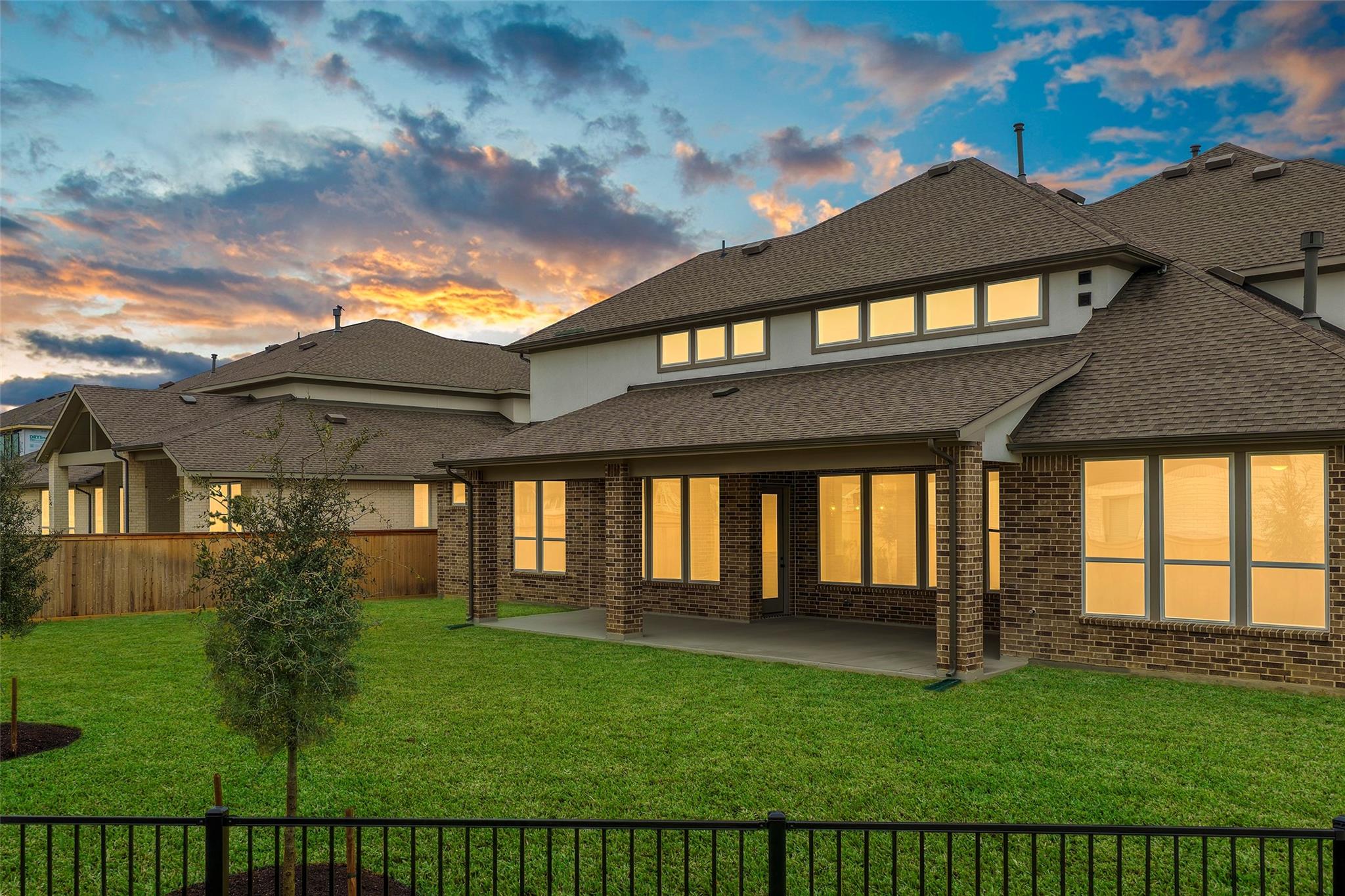 10826 Rosary Pea Lane