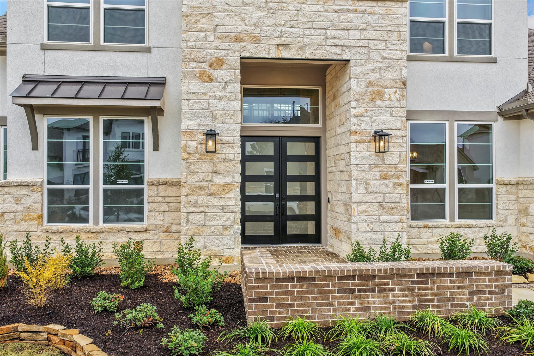 10826 Rosary Pea Lane