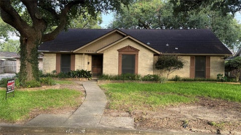 Photo of 7634 Glen Vista Street, Houston, TX 77061 (MLS # 63864816)