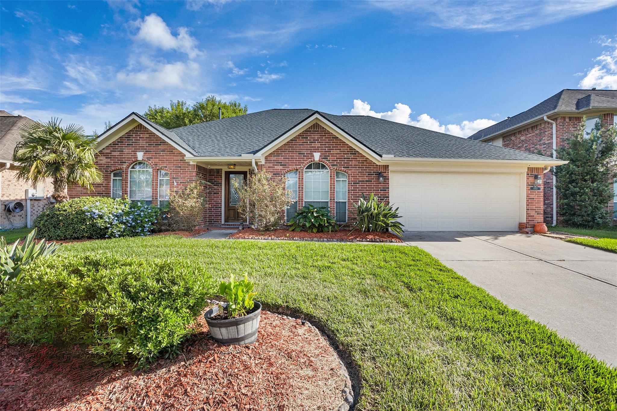 1007 Hyland Lane