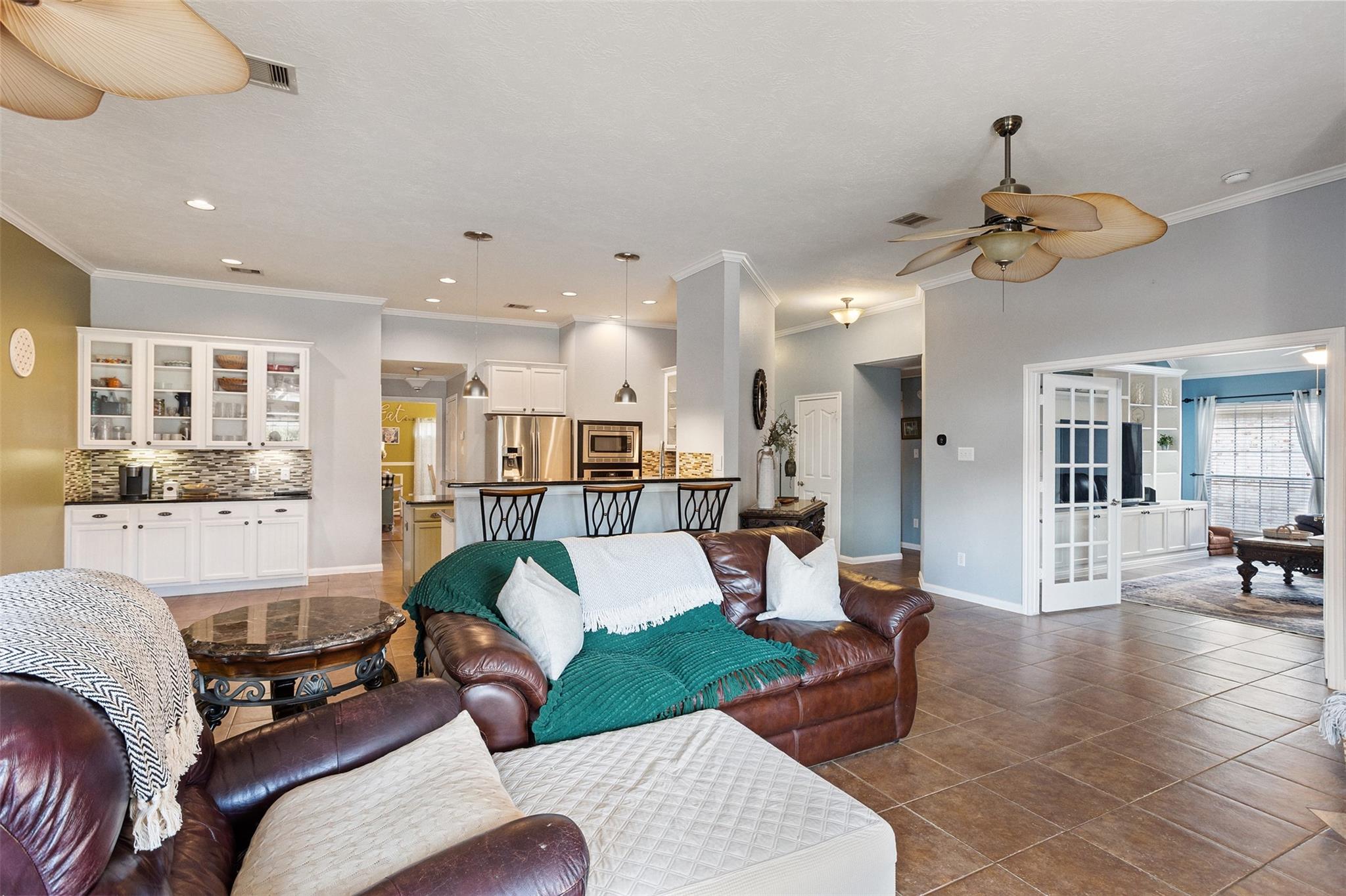 1007 Hyland Lane