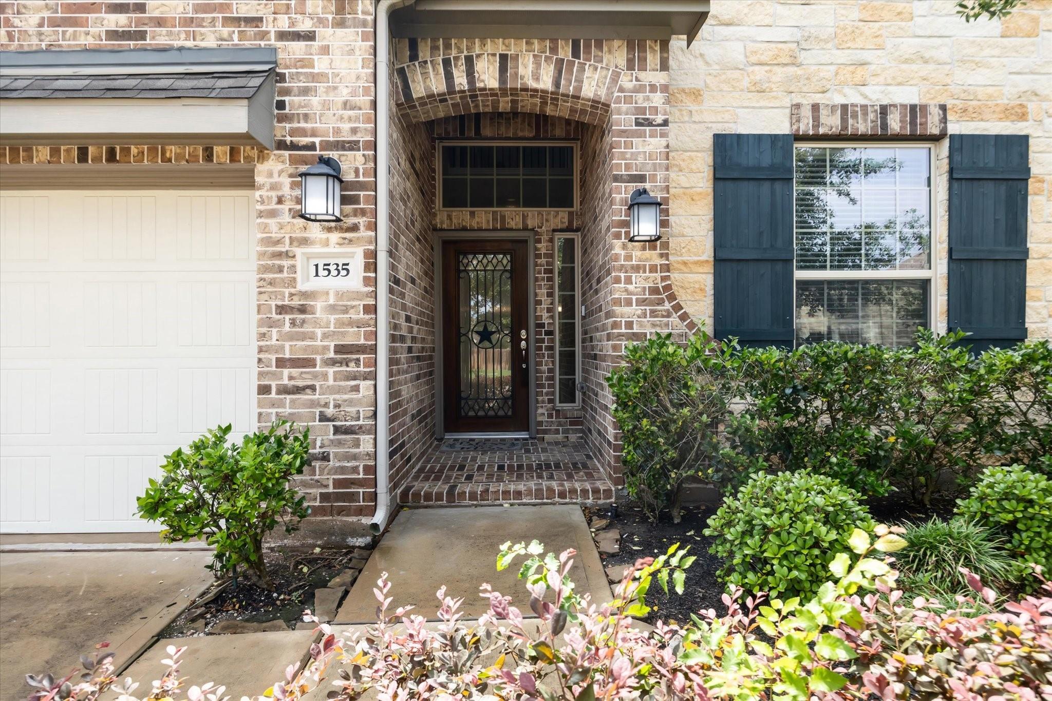 1535 Giles Drive