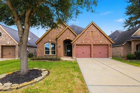 Homes For Sale - 2730 Driftwood Bend Drive<br/> Fresno, TX 77545