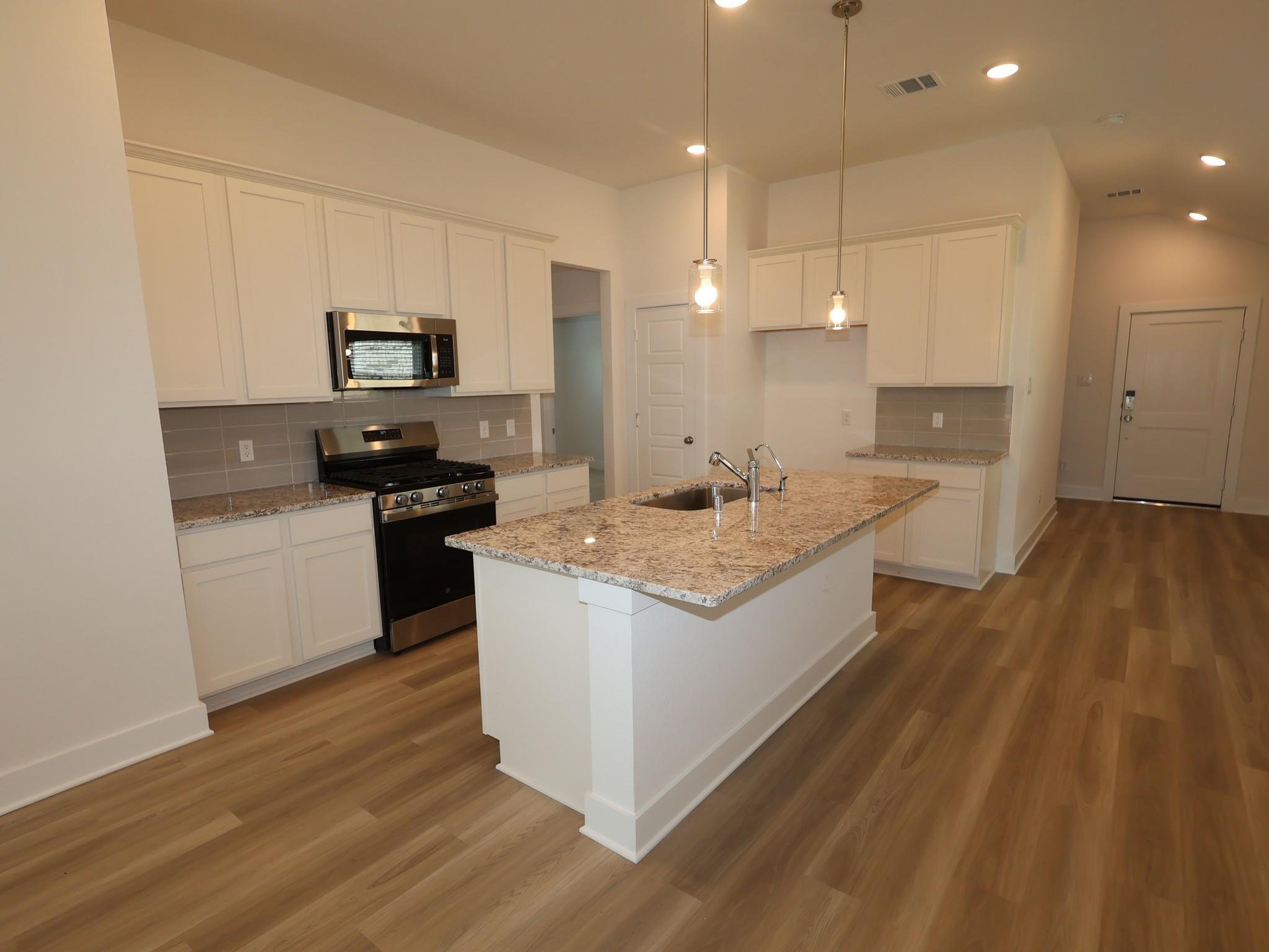 1622 Westland Lane