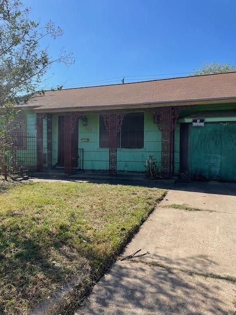 Photo of 903 Bank Drive, Galena Park, TX 77547 (MLS # 66677783)