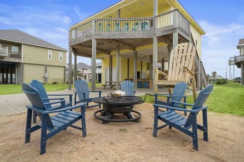Photo of 2423 Sand Drift Lane, Port Bolivar, TX 77650 (MLS # 71004676)