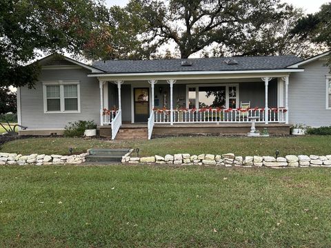 Photo of 359 Salmon Lake Rd Rd, Grapeland, TX 75844 (MLS # 12516710)