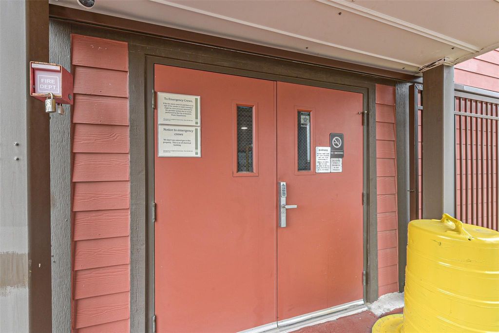 Photo of 1025 Swanson Street #211, Houston, TX 77030 (MLS # 33697880)