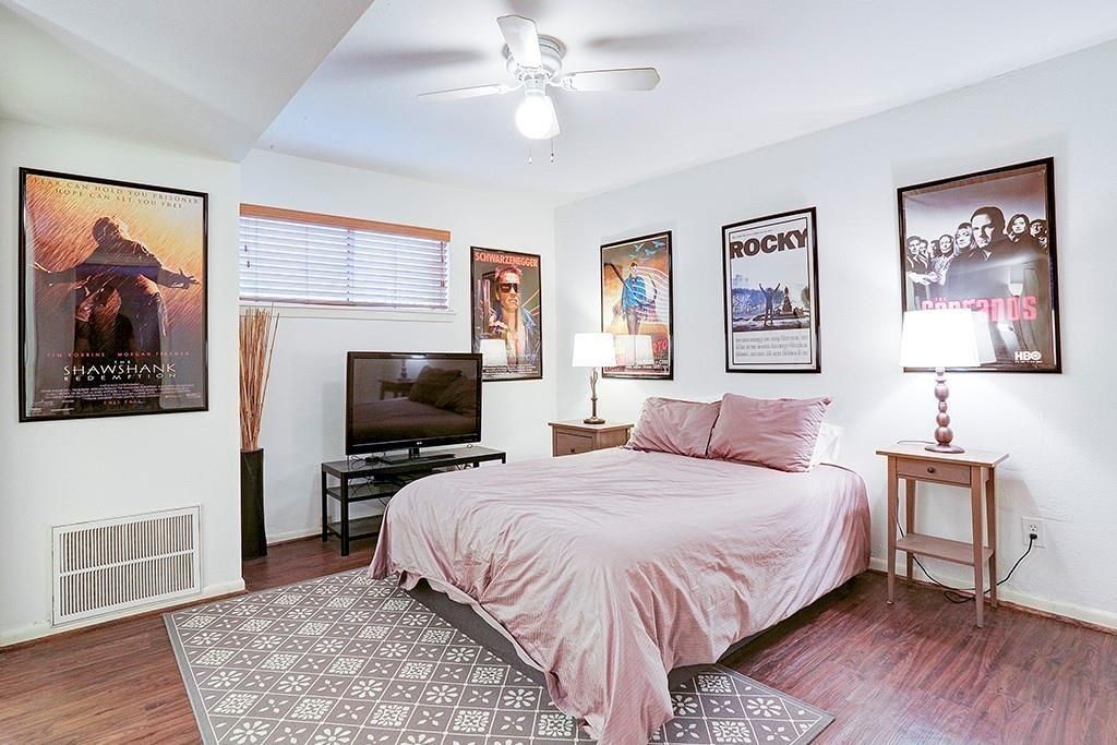 Photo of 1222 Welch Street #2, Houston, TX 77006 (MLS # 73134958)