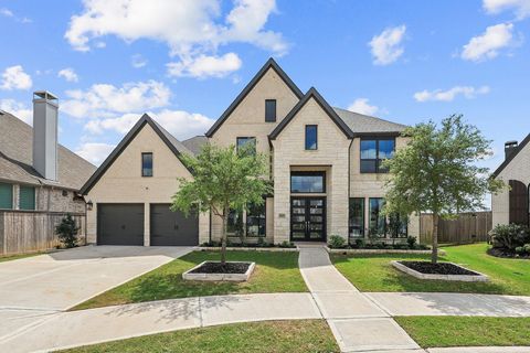 Photo of 29819 Autumn Maple Court, Fulshear, TX 77494 (MLS # 50030126)