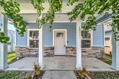 Photo of 16961 W Hammon, Montgomery, TX 77316 (MLS # 98353989)