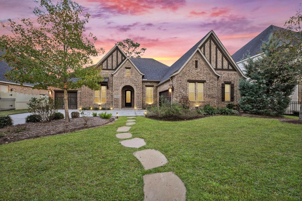 Photo of 10581 Lake Palmetto Drive, Conroe, TX 77385 (MLS # 22777128)