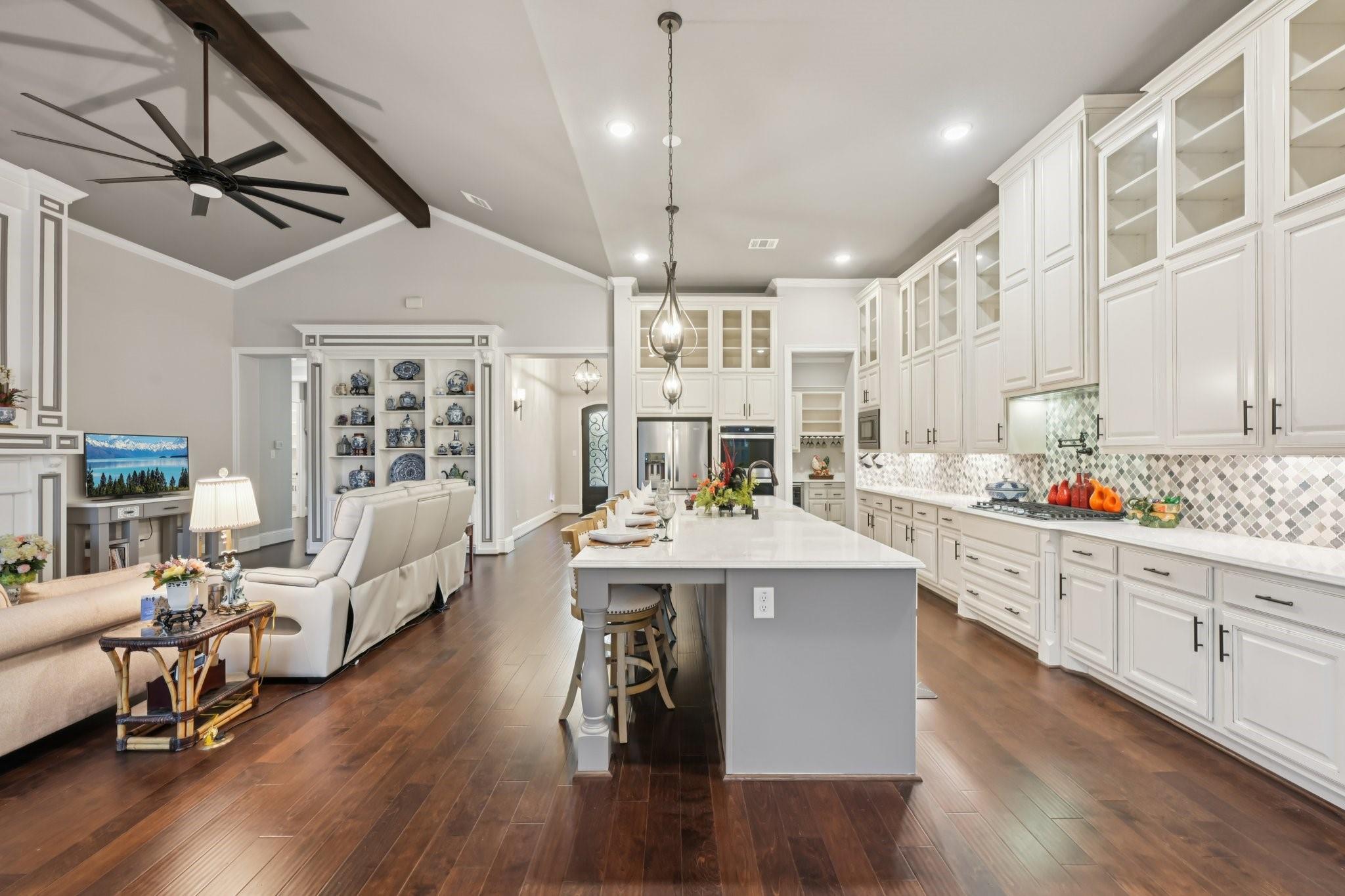 10581 Lake Palmetto Drive