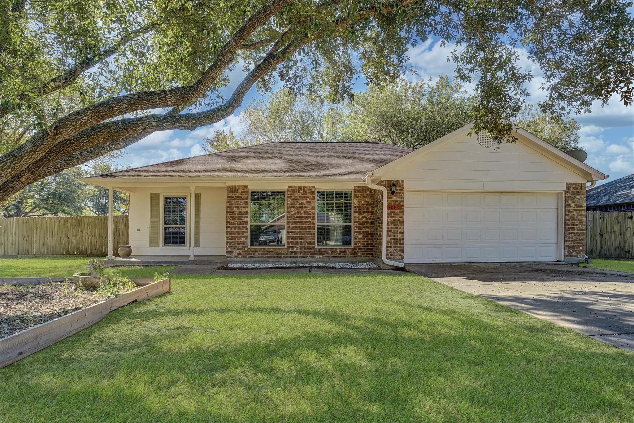 3084 County Road 855b Road