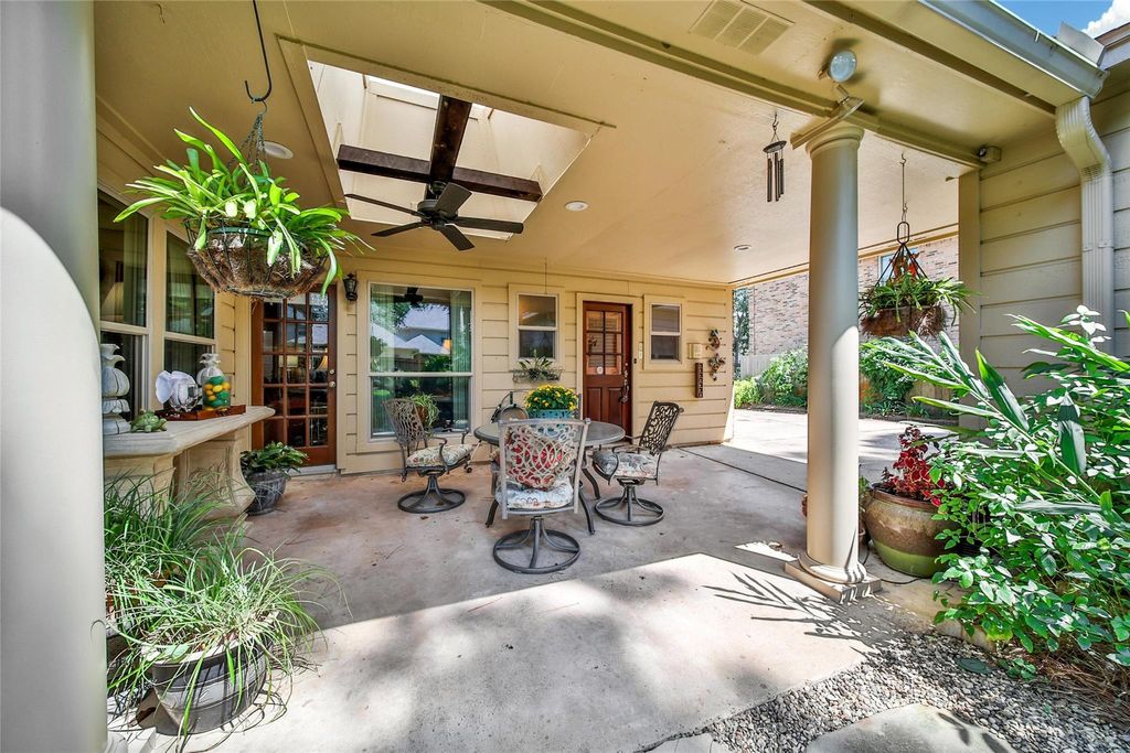 Photo of 1723 Hidden Villas Drive, Kingwood, TX 77339 (MLS # 70858504)