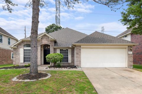 Photo of 10015 Elm Knoll Trail, Houston, TX 77064 (MLS # 97148674)