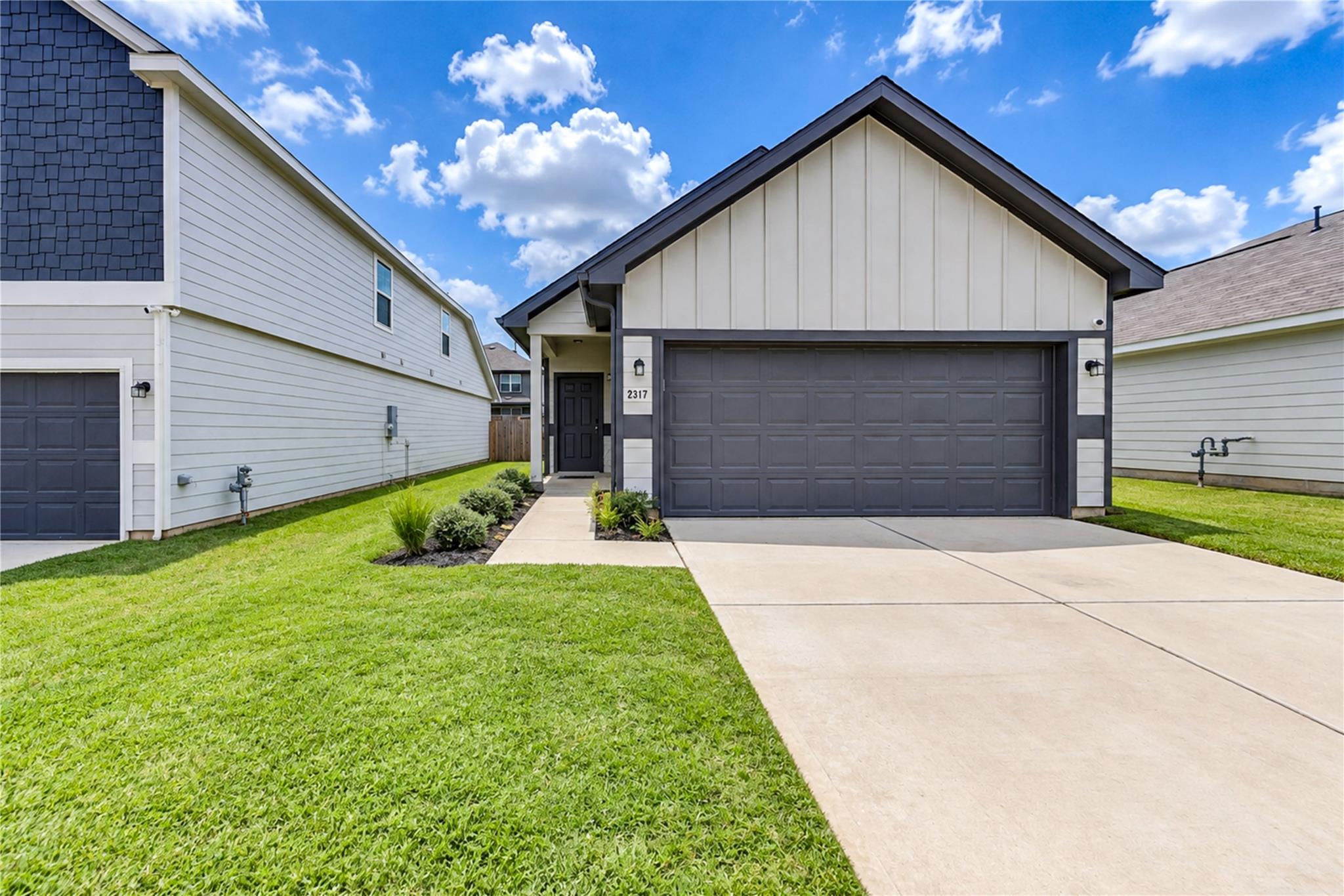 2317 Green Sturgeon Court