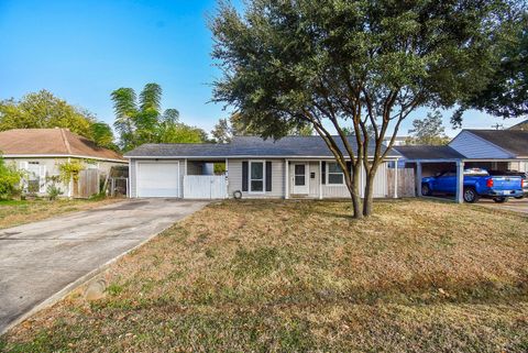 Photo of 6614 Teluco Street, Houston, TX 77055 (MLS # 96217525)