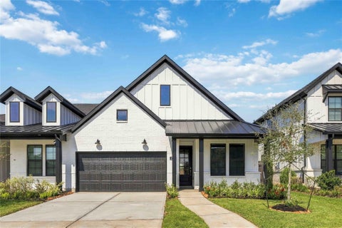 Townhouse For Sale - 1719 Harvest Lake Drive<br/> Missouri City, TX 77459