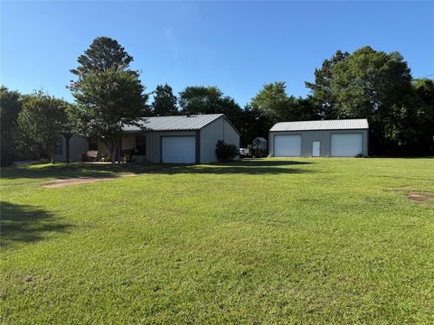 Photo of 1588 Cr 2120, Rusk, TX 75785 (MLS # 48680466)