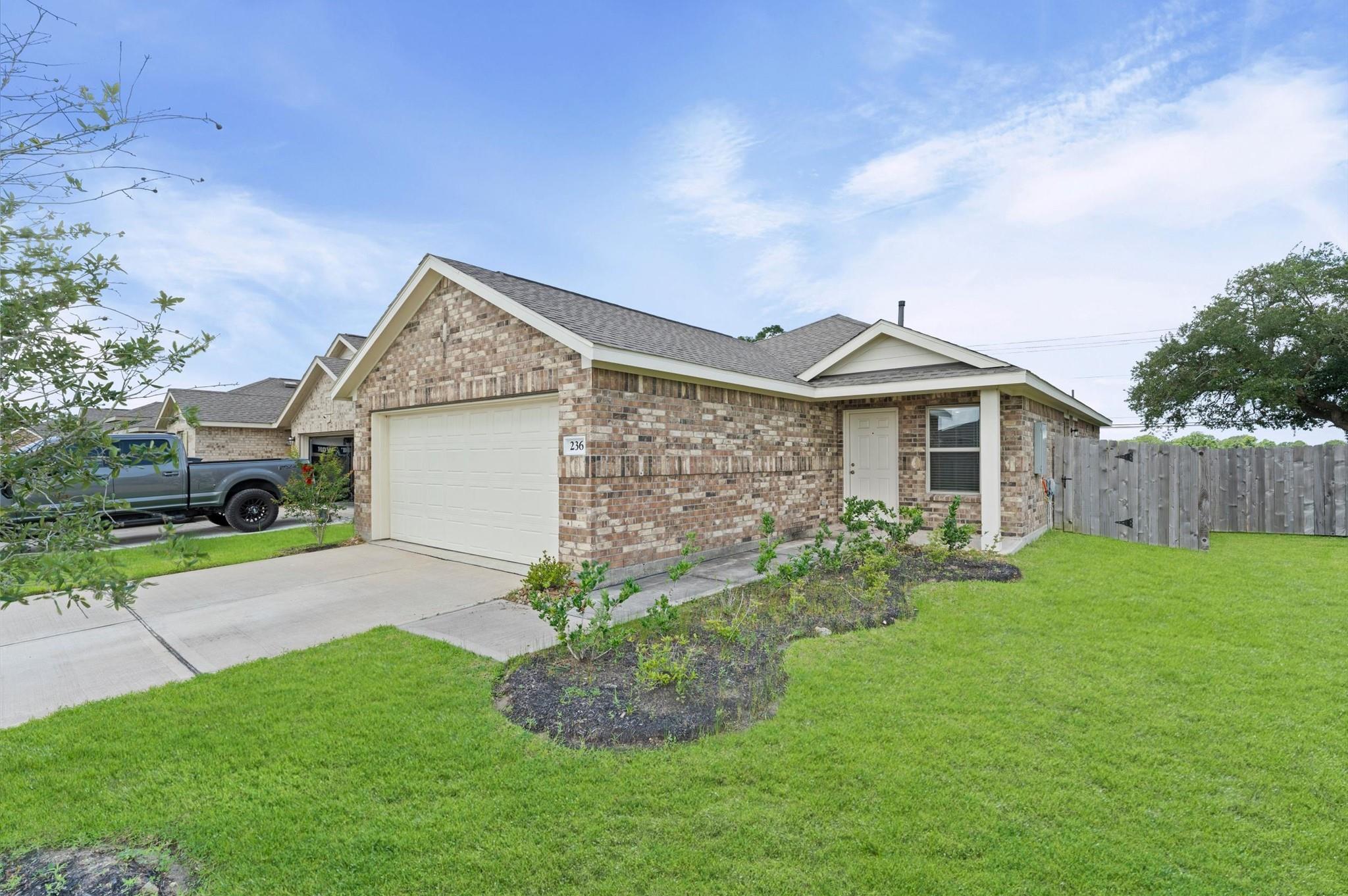 236 Bennett Loop