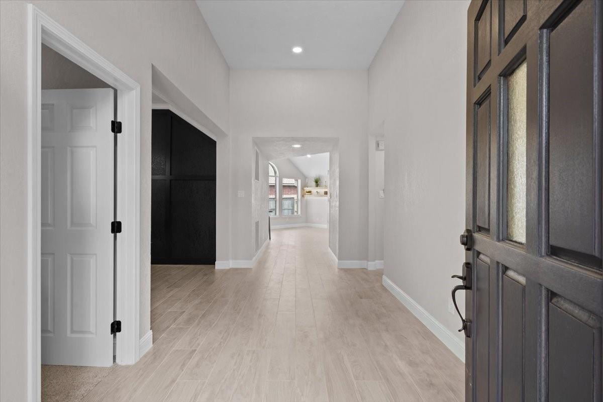 105 Barrington Pointe Court