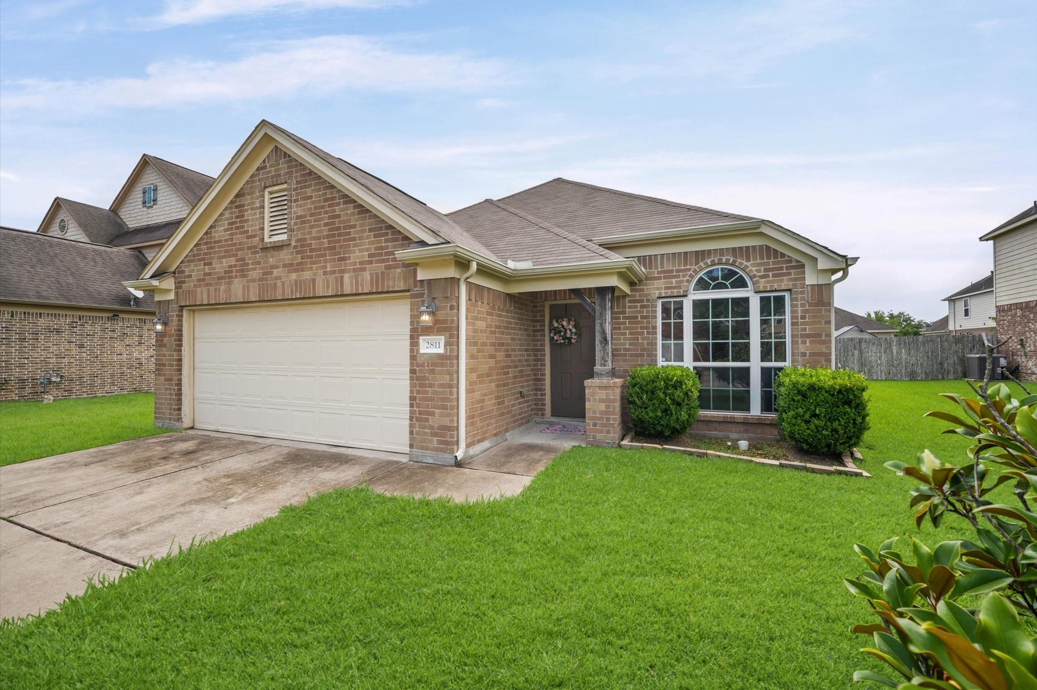 2811 Briar Breeze Drive