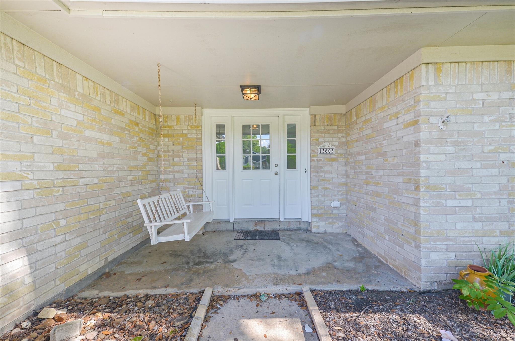 13603 Stonehenge Drive