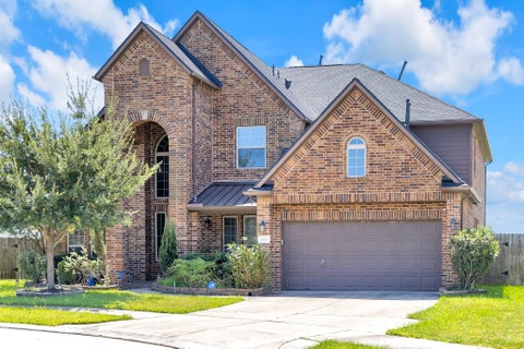 Photo of 18607 Pelham Grove Lane, Richmond, TX 77407 (MLS # 72659890)