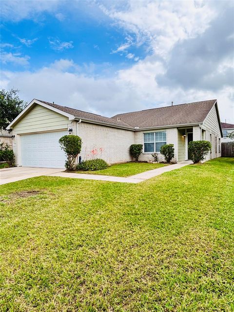 Photo of 8134 Sanders Forest Court, Humble, TX 77338 (MLS # 64589860)