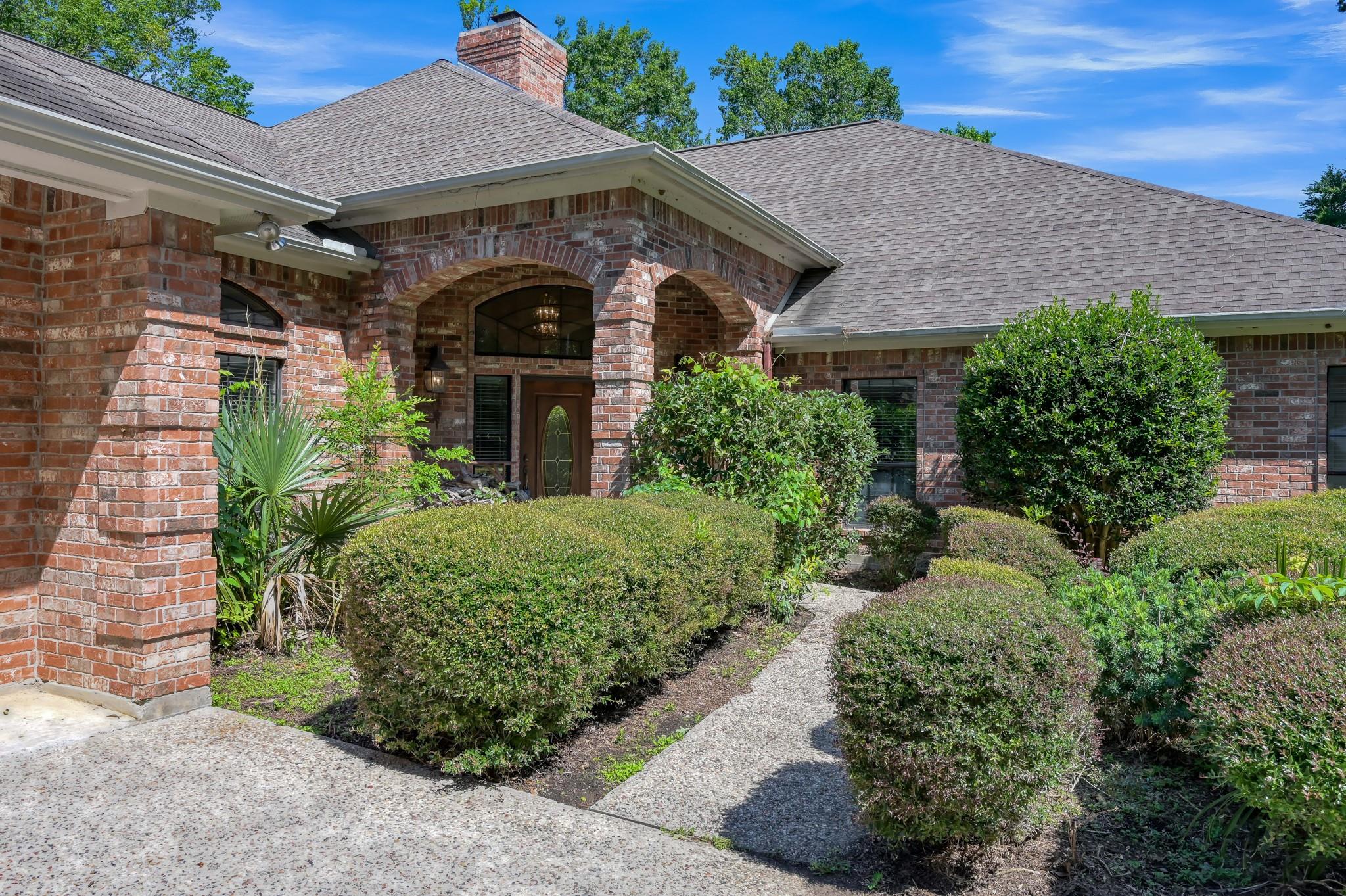 13777 Parkway Manor Drive
