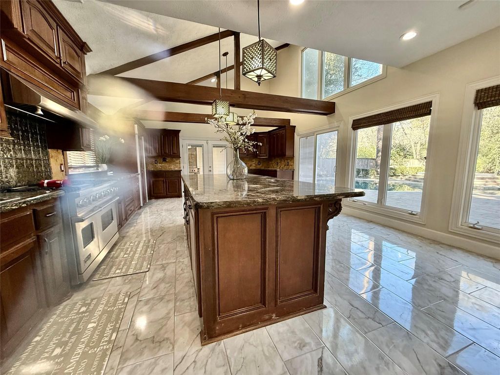 Photo of 2502 Lake Gardens Court, Kingwood, TX 77339 (MLS # 39121434)