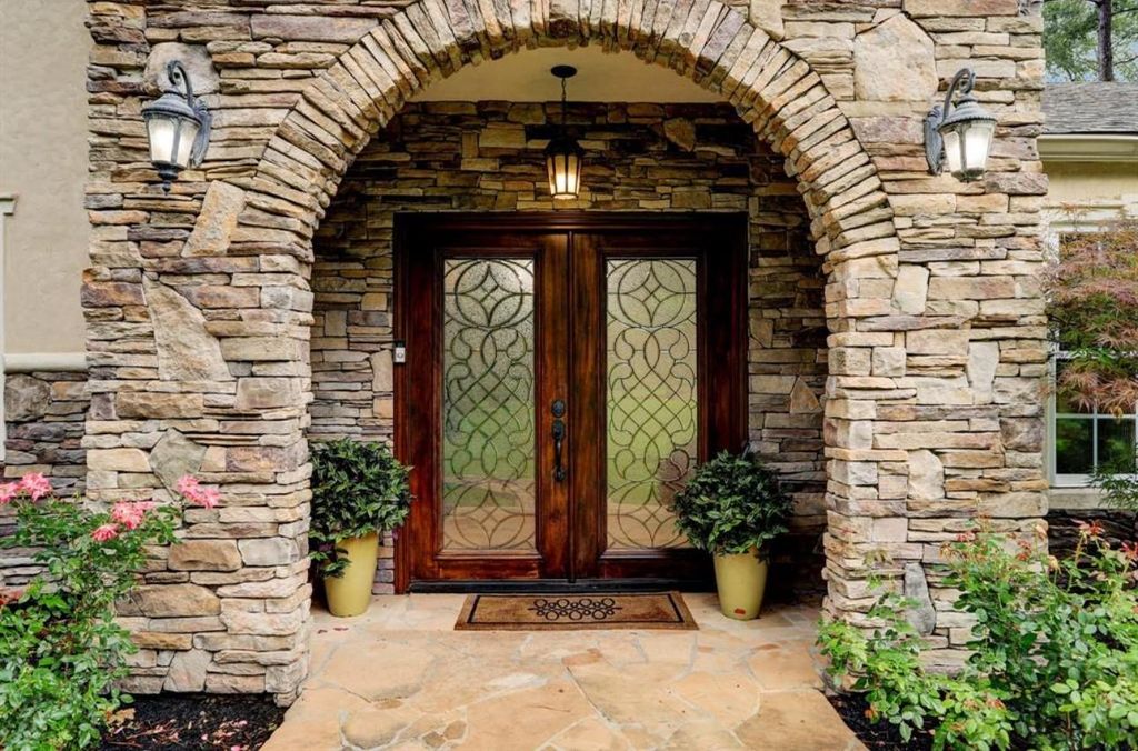 Photo of 2502 Lake Gardens Court, Kingwood, TX 77339 (MLS # 39121434)