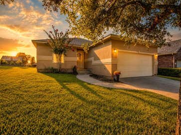 106 Harbour Town Way Conroe TX 77356