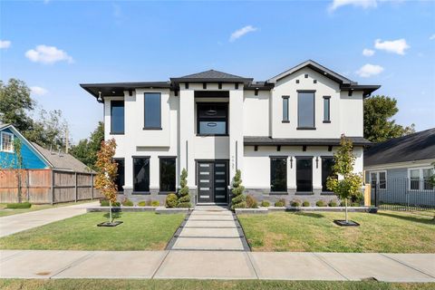 Photo of 7737 Edna Street, Houston, TX 77087 (MLS # 39691261)