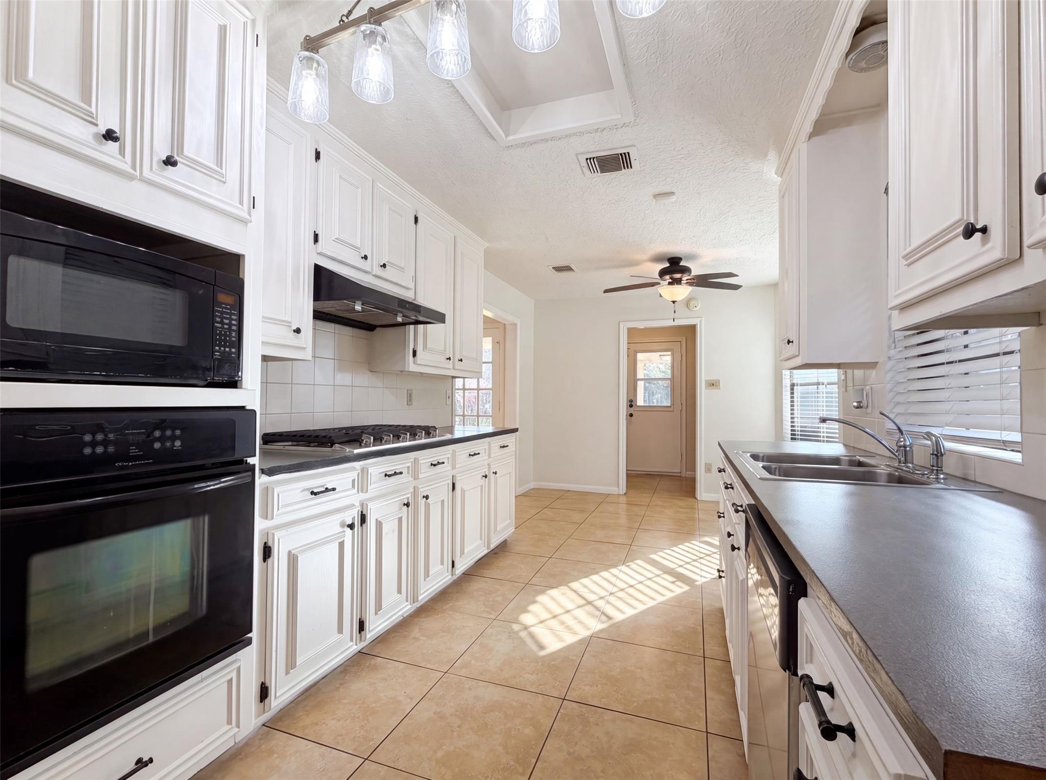 2002 Windmill Drive
