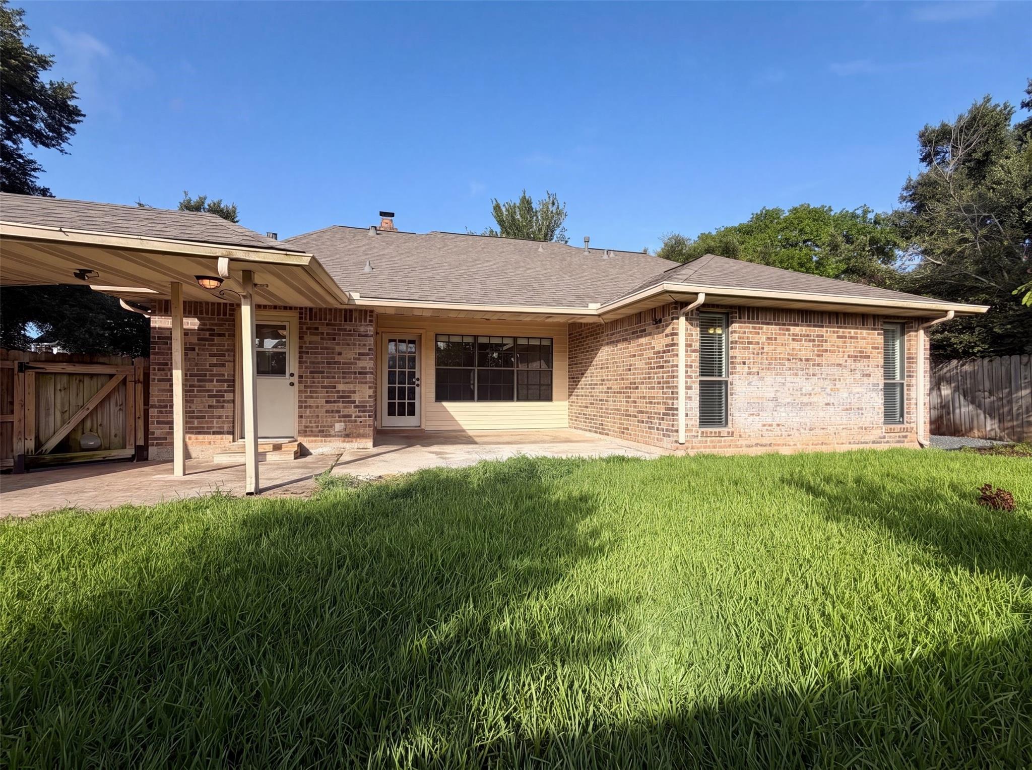 2002 Windmill Drive
